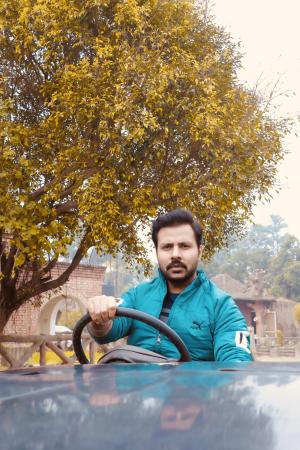 Ghoda Dhai Kadam [ترجمة عربية]