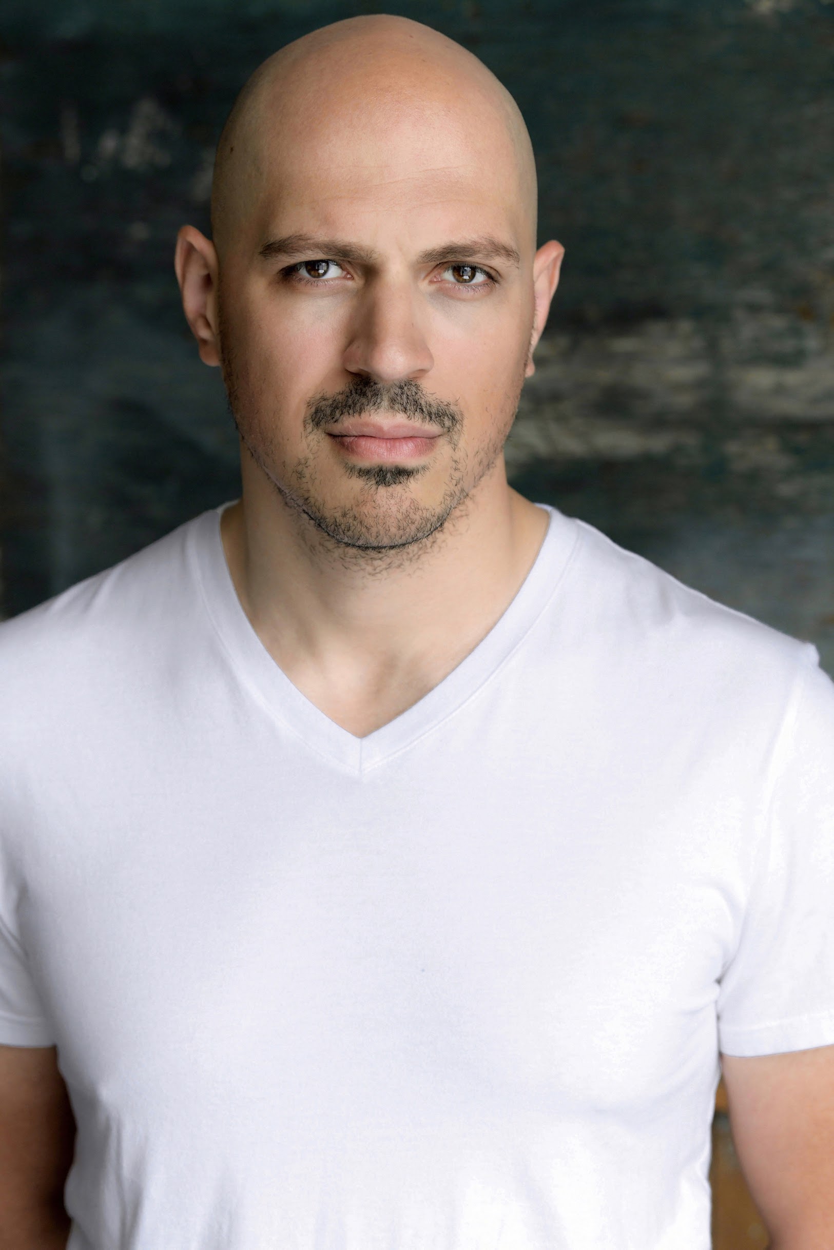 actor Adrian Matilla large photo