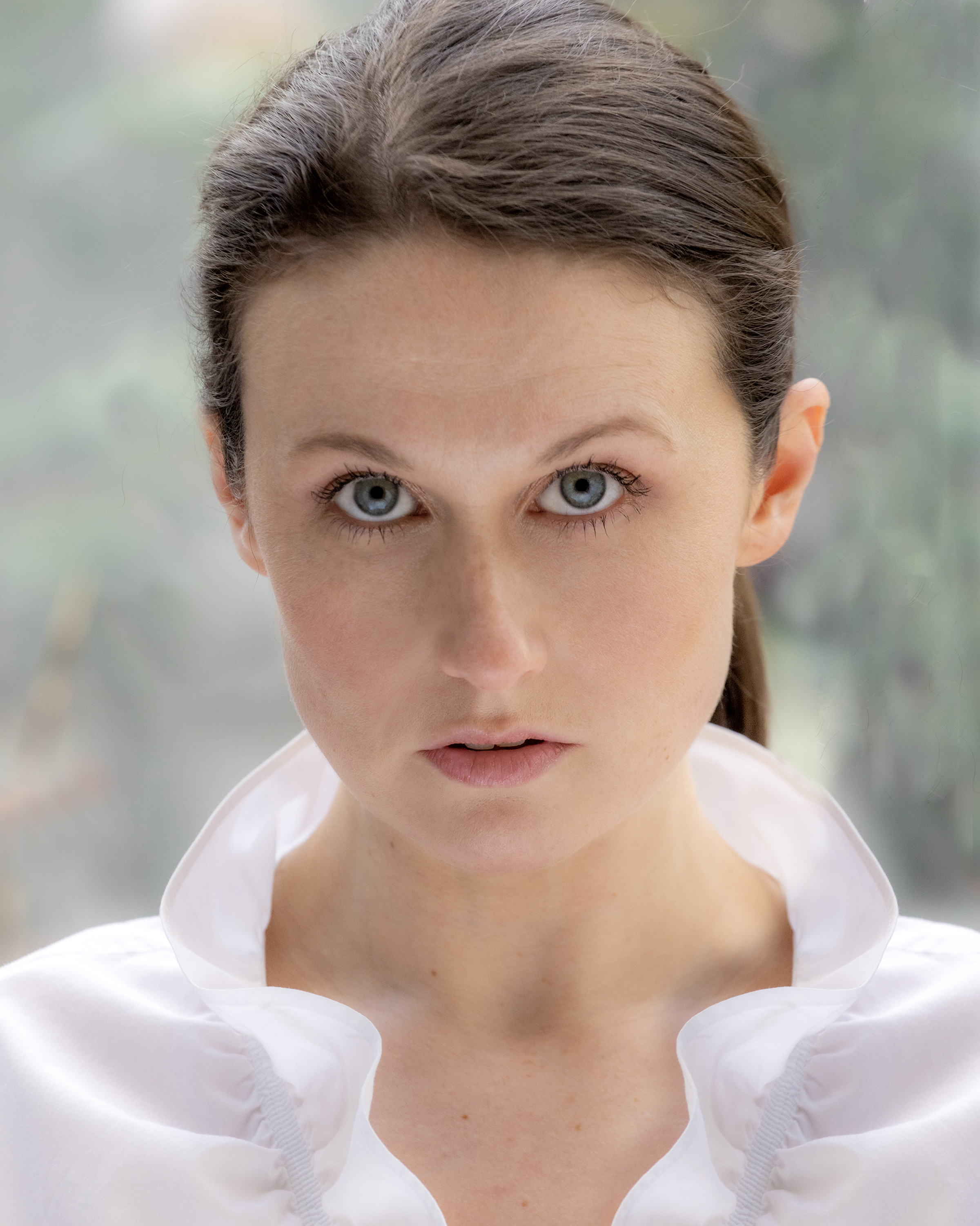 actor Imogen Archer large photo