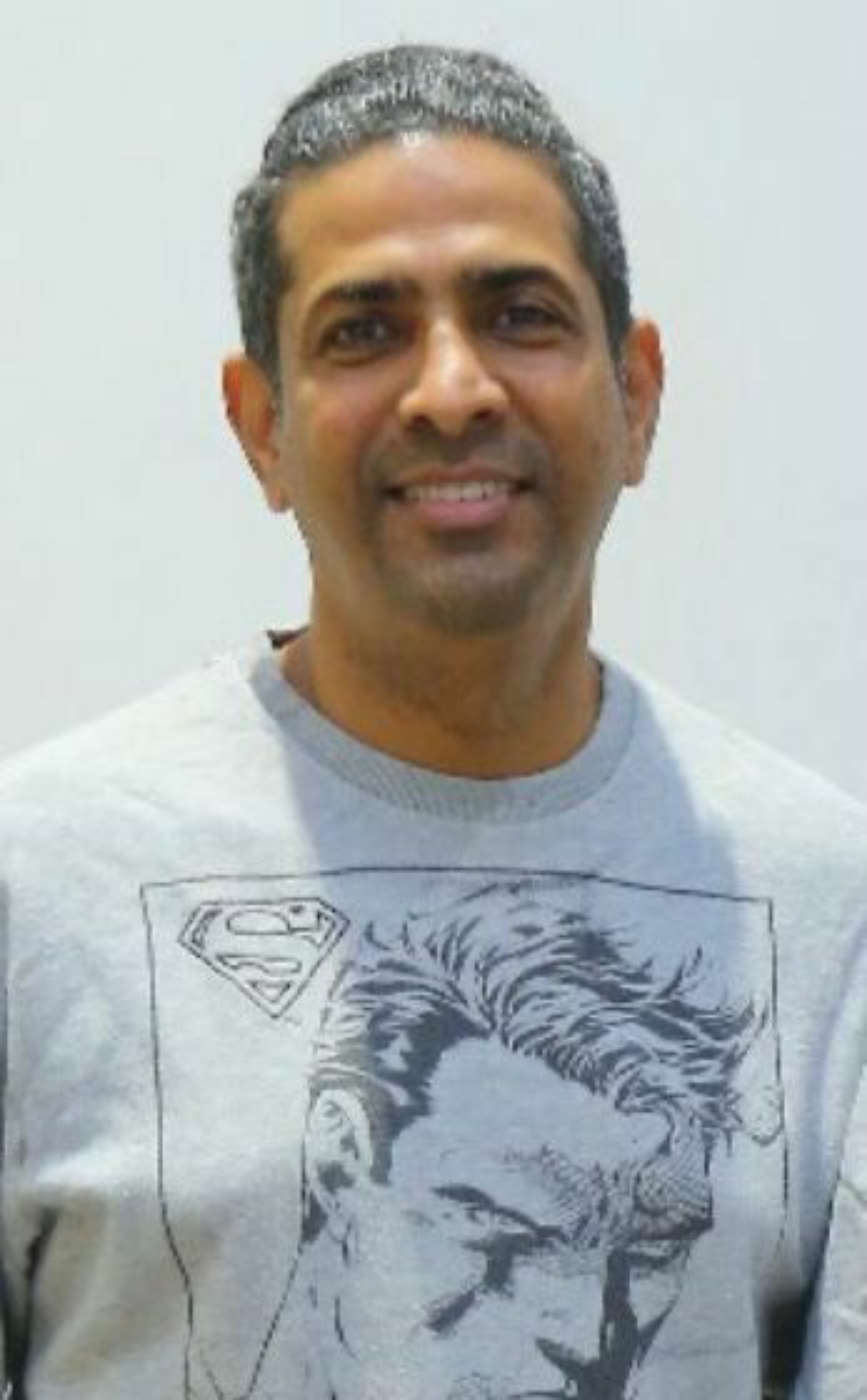 actor Paritosh Painter large photo