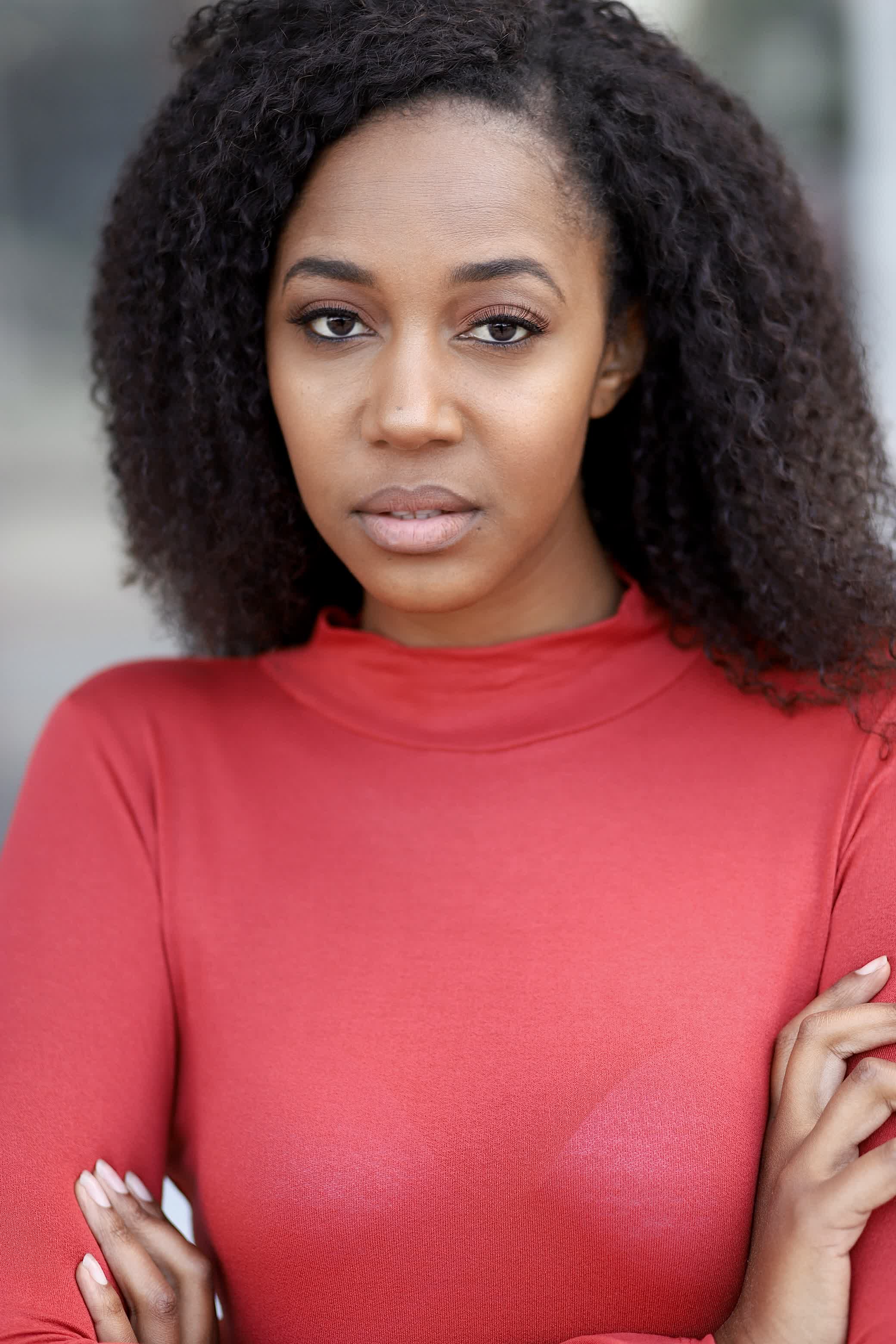 actor Zaakirah Hisle large photo