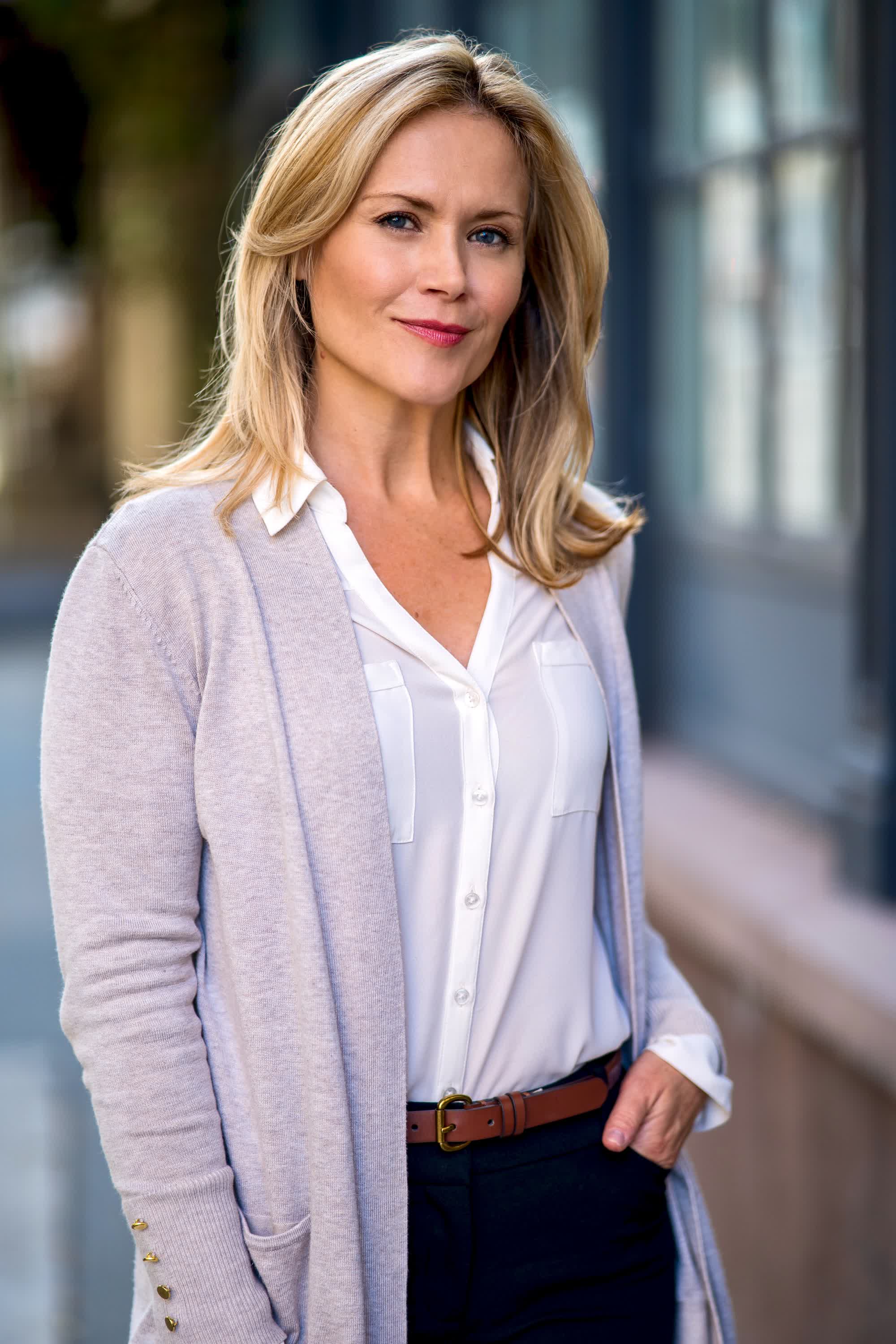 actor Tamara Fay large photo