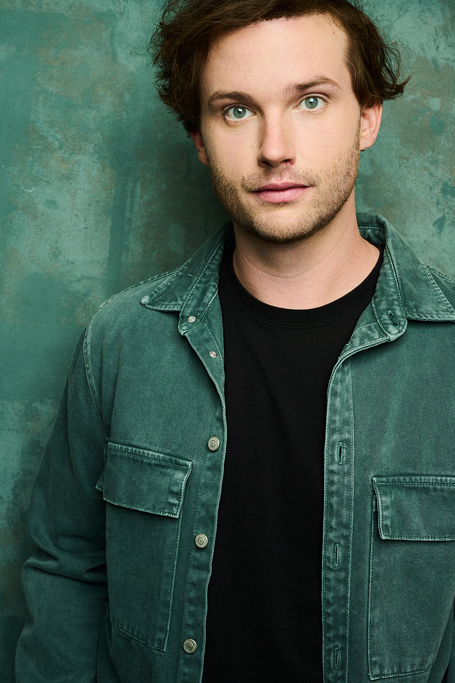 actor Tyler Hansen large photo