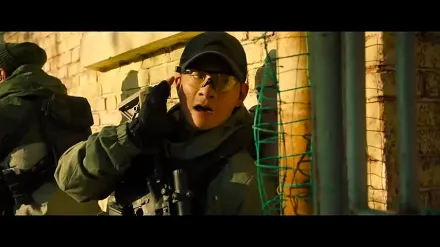 Trailer thumbnail