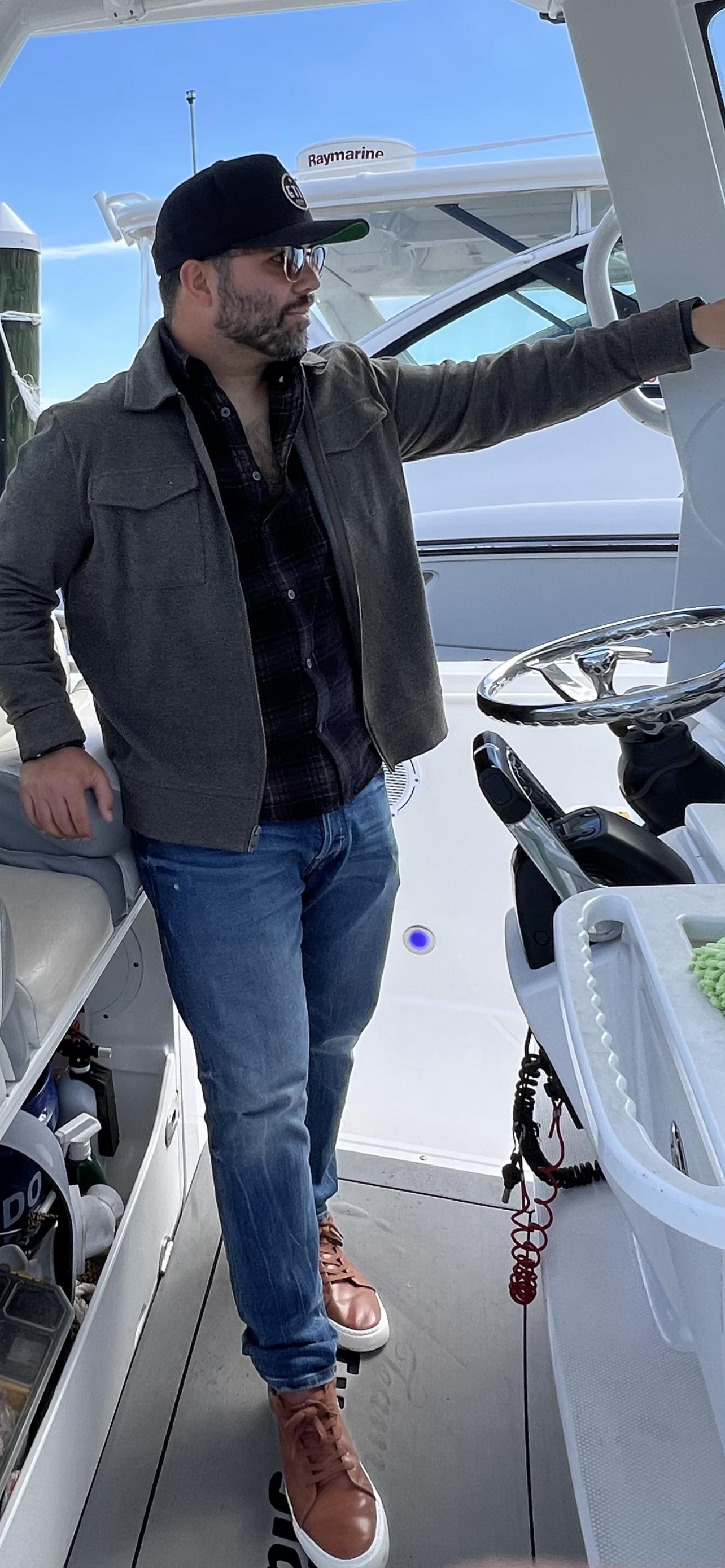 actor Micah Lyons large photo