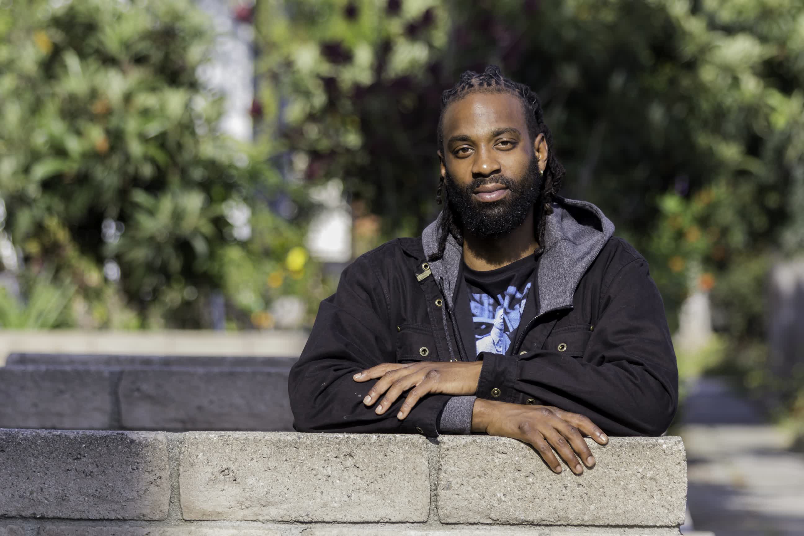 actor William J. Robinson-Smith large photo