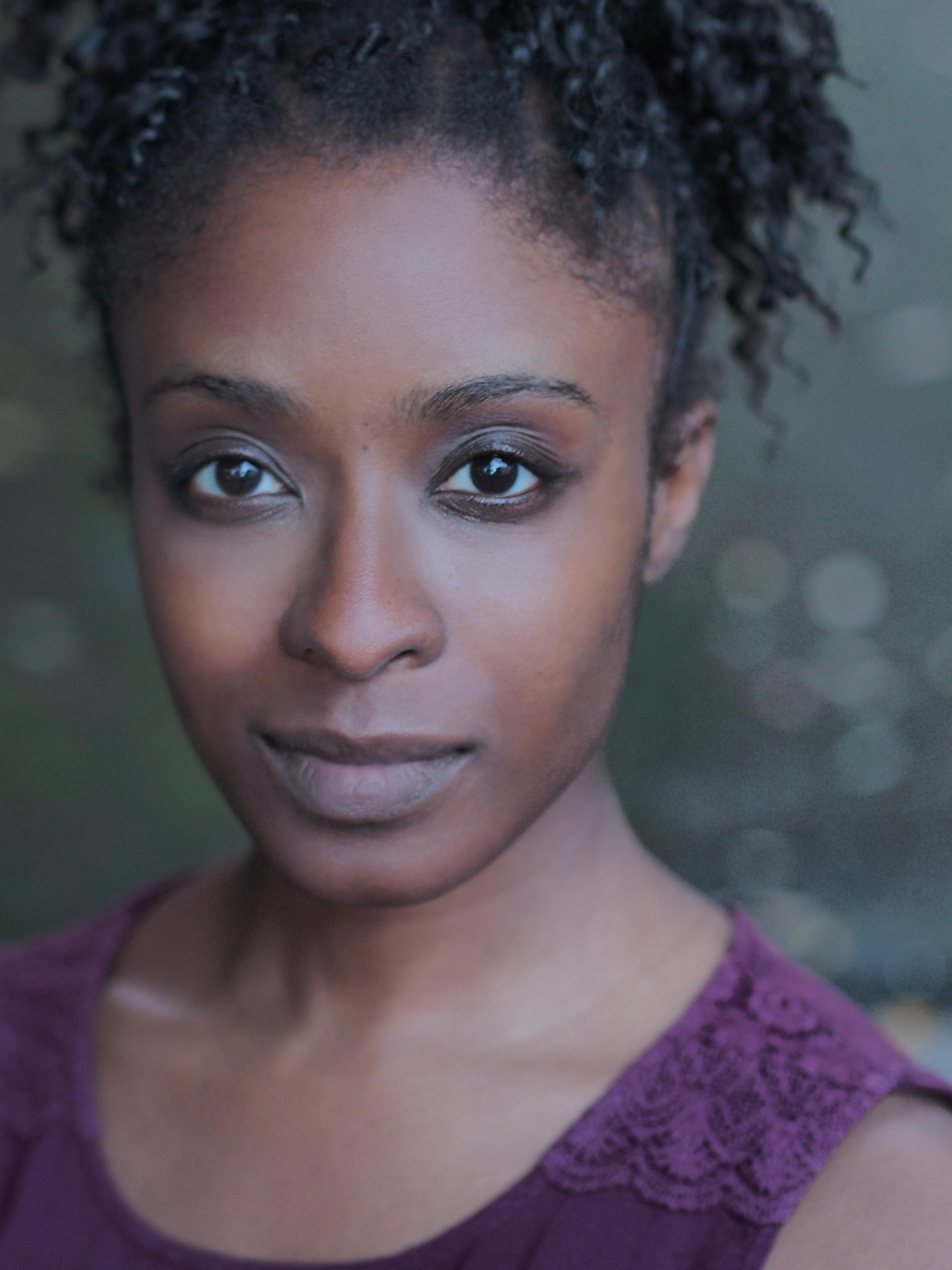 actor Rachel Summers large photo