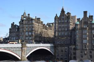 Great British Landmark Fixers [Russian]