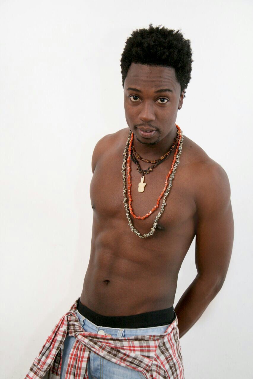 actor Vince Balanta large photo