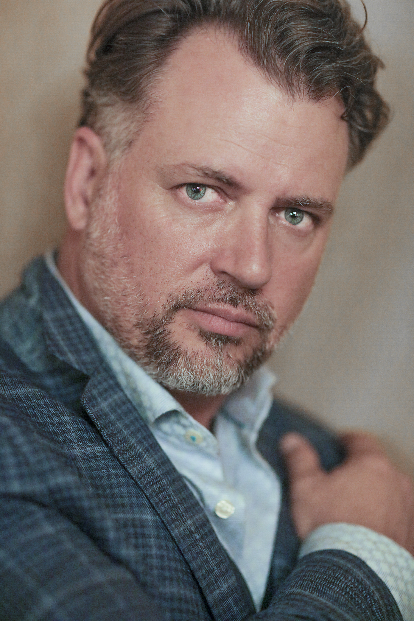 actor Tim Sabatino large photo