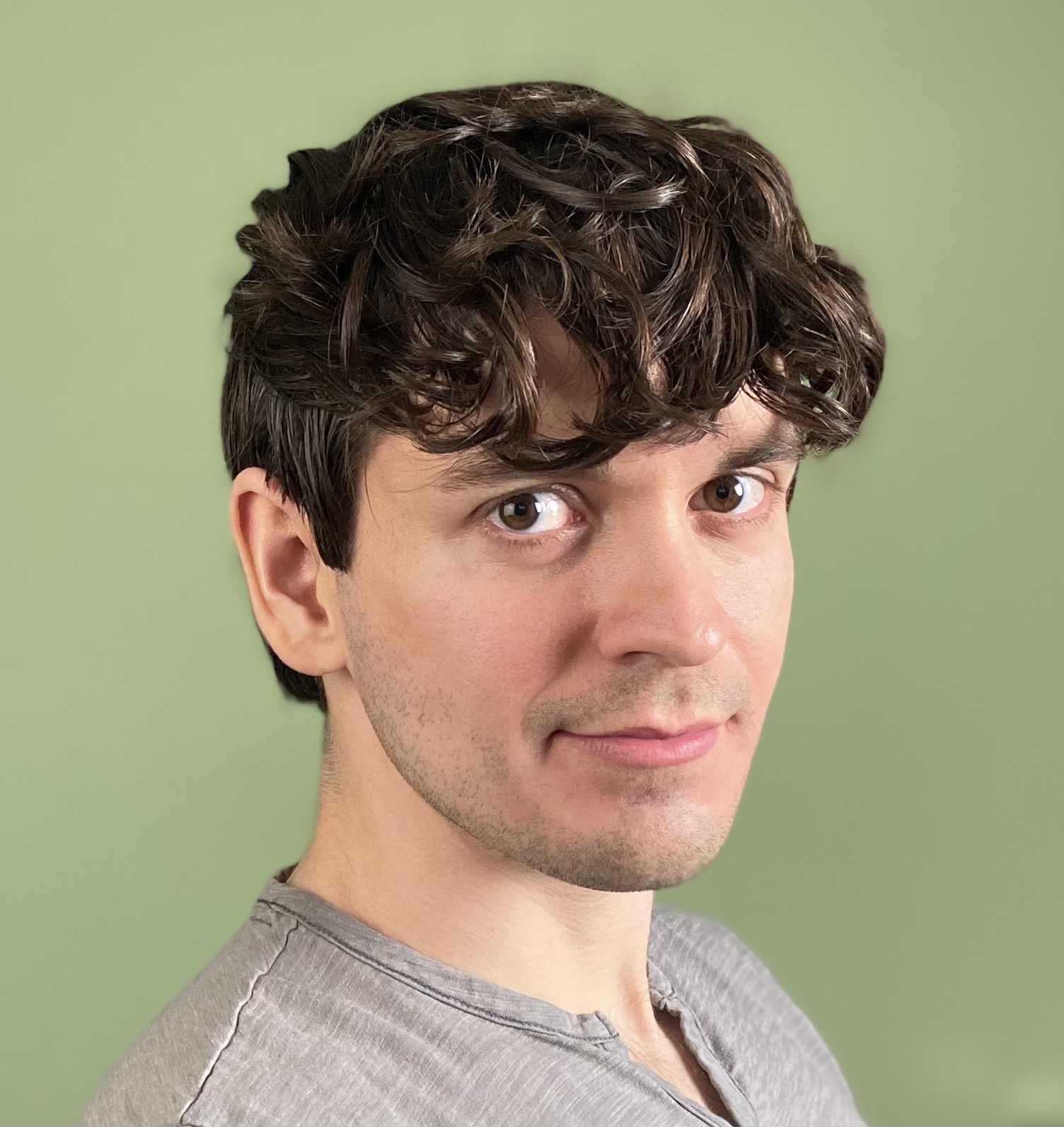 actor Luke McQuillan large photo