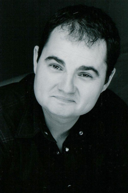 actor Dylan Roberts large photo