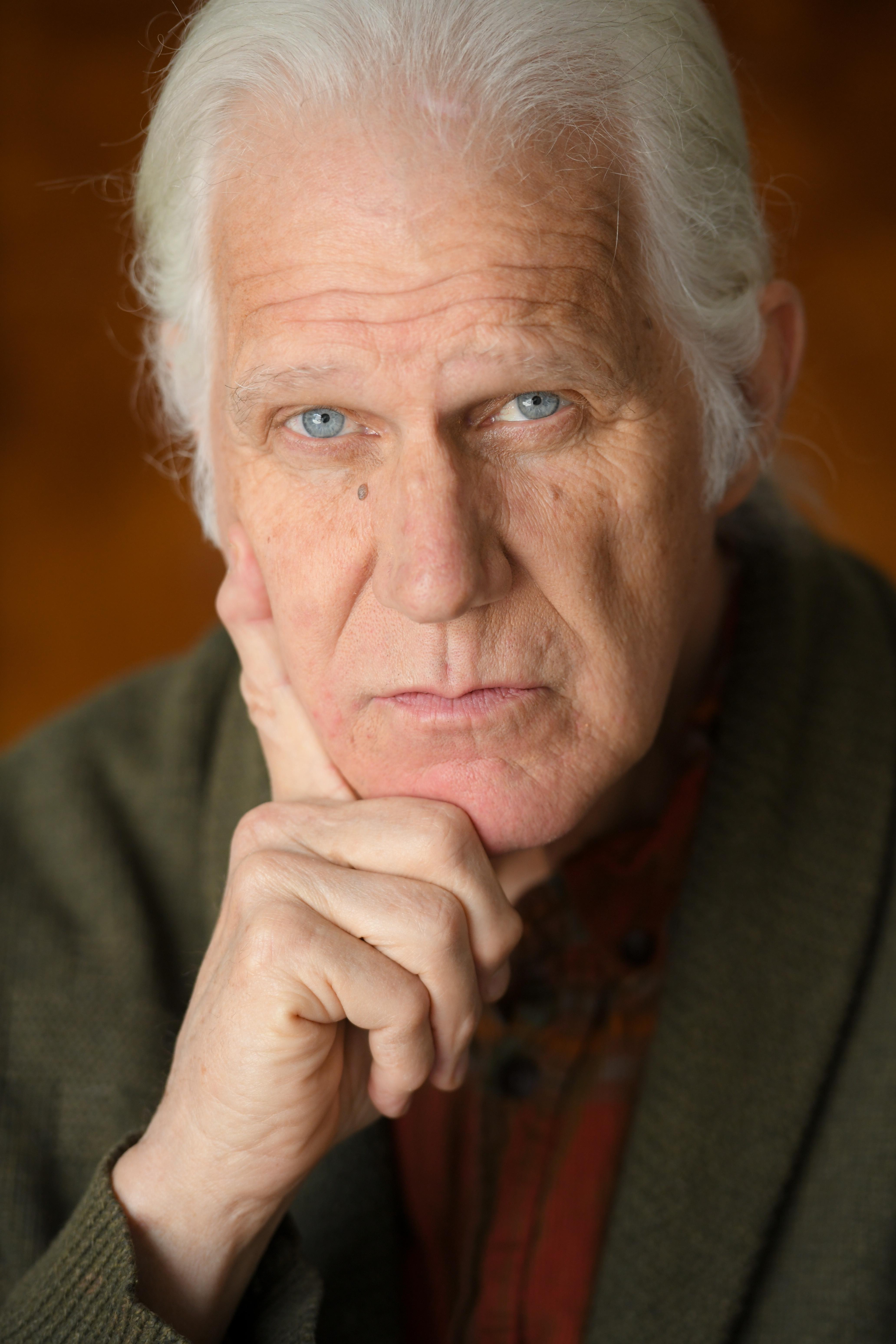 actor Alexander Wright large photo