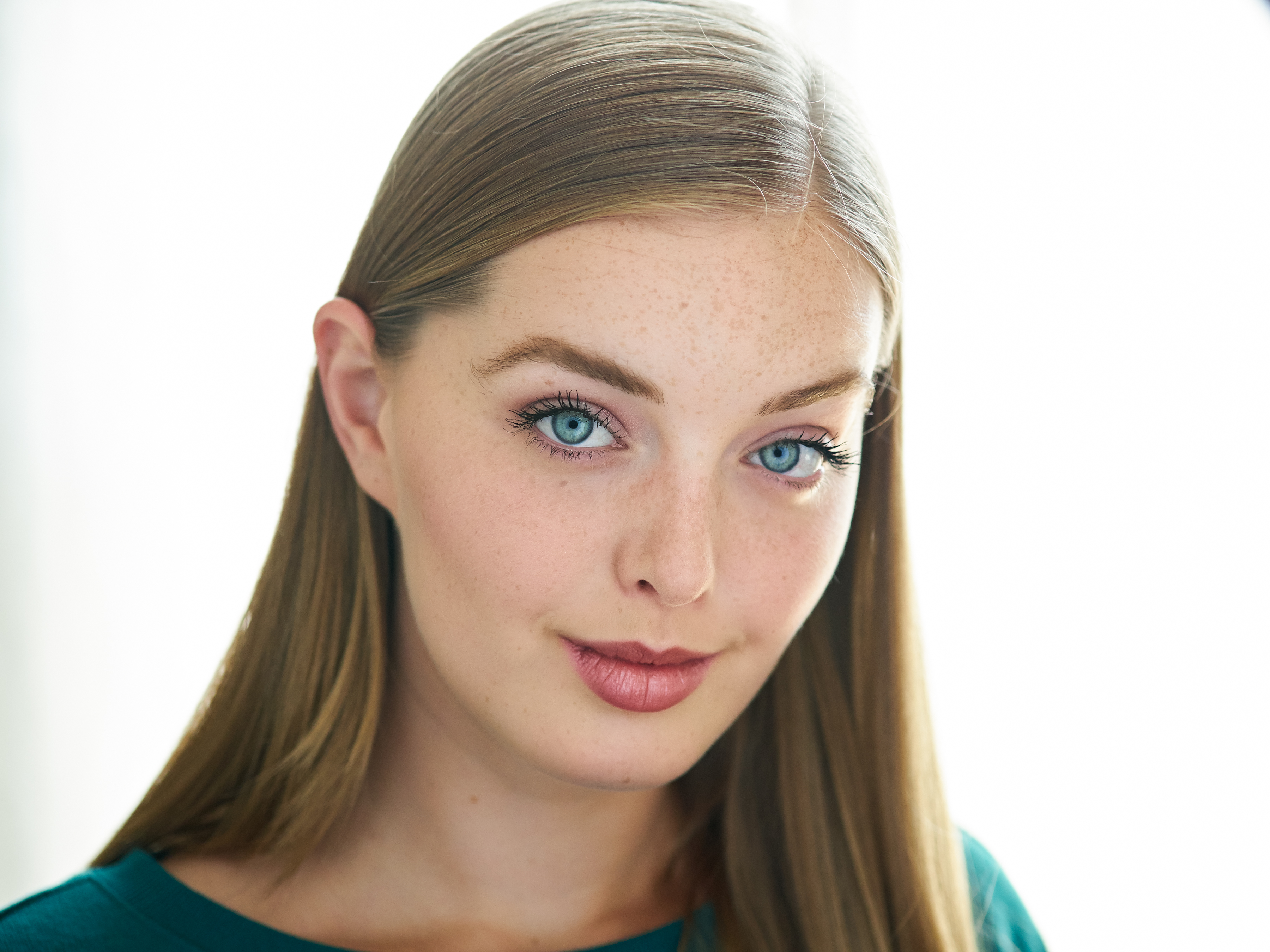 actor Brooke Storms large photo