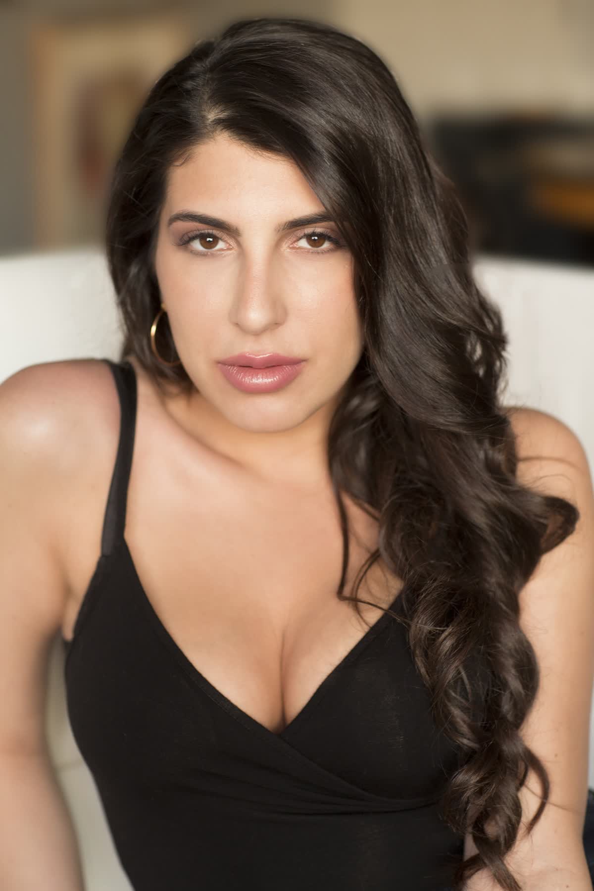 actor Nicole Rutigliano large photo