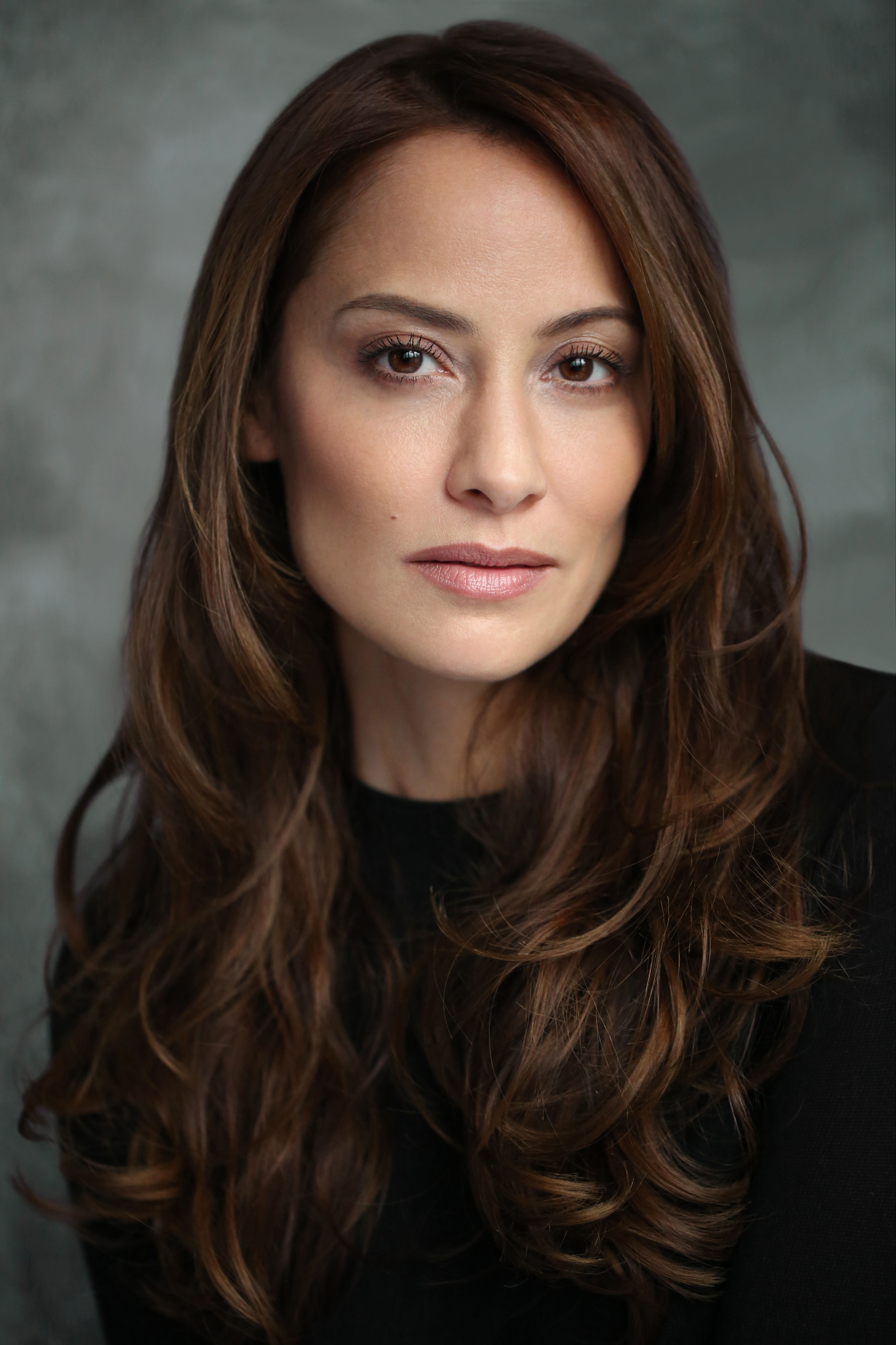 actor Natasha Mago large photo