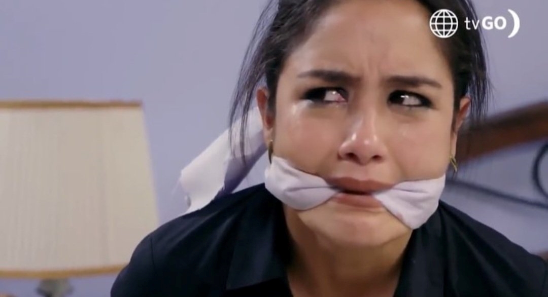 actor Mayella Lloclla large photo