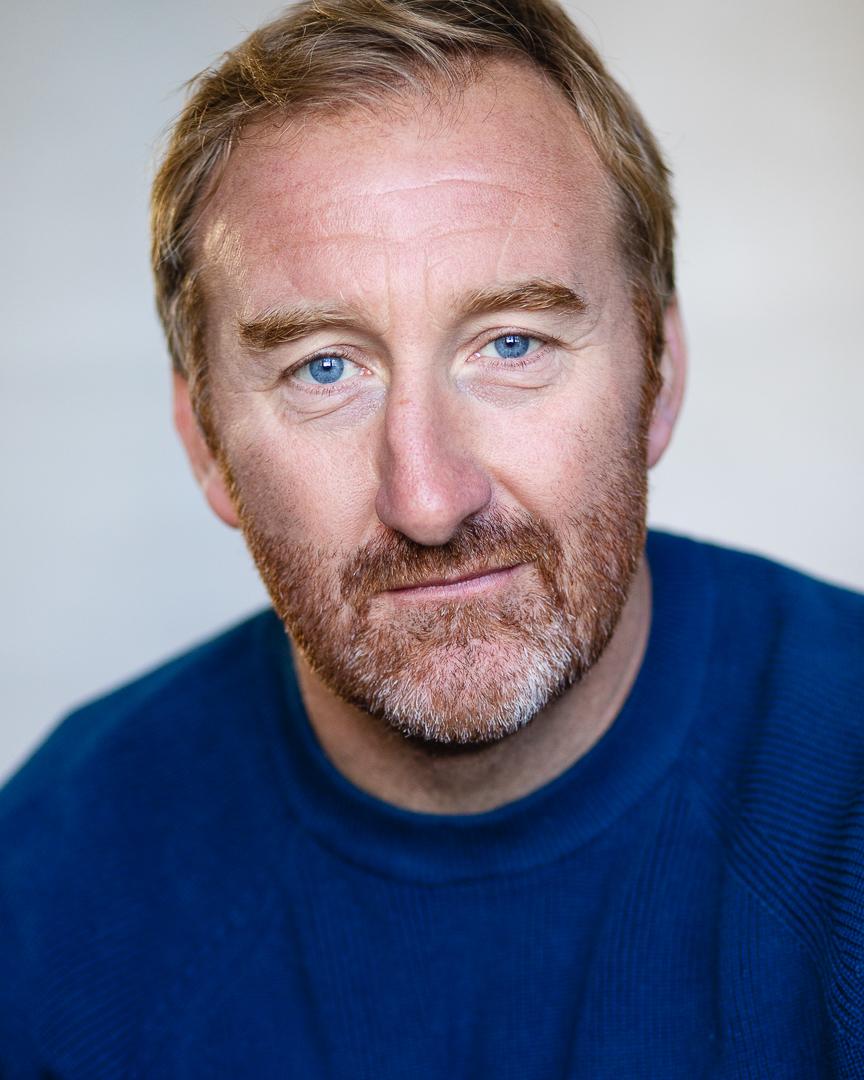 actor Jamie Kenna large photo