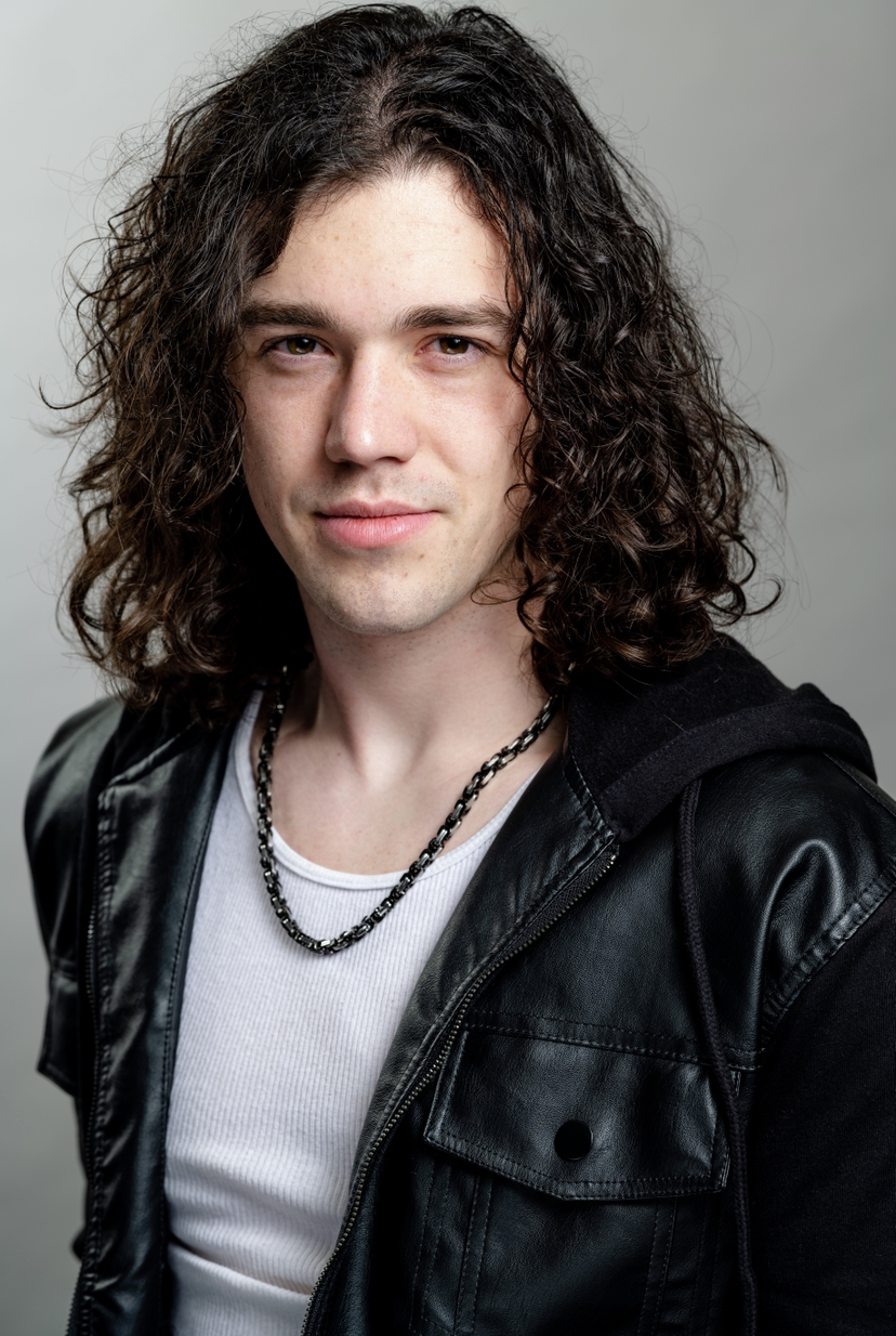 actor Liam Donafee large photo