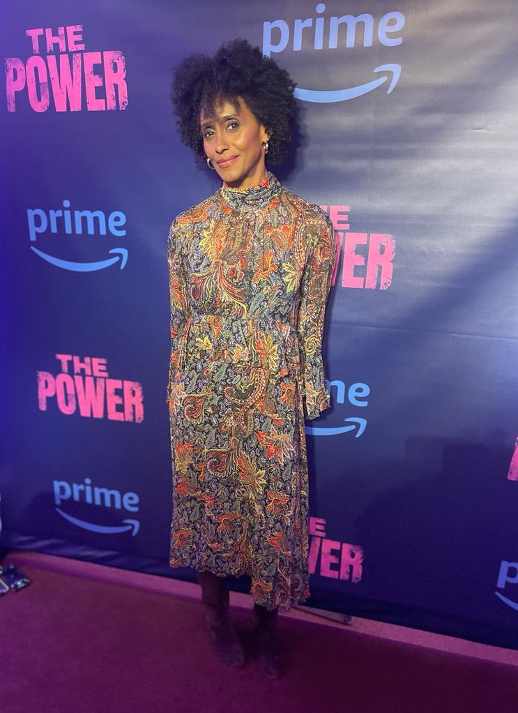 actor Sally Stewart large photo