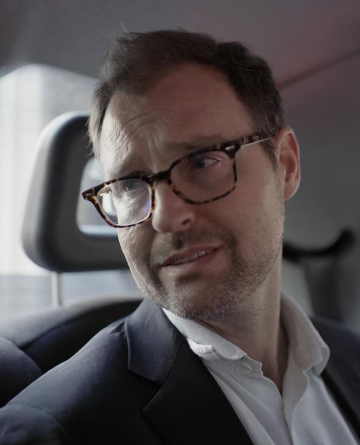 actor Paul Hilder large photo