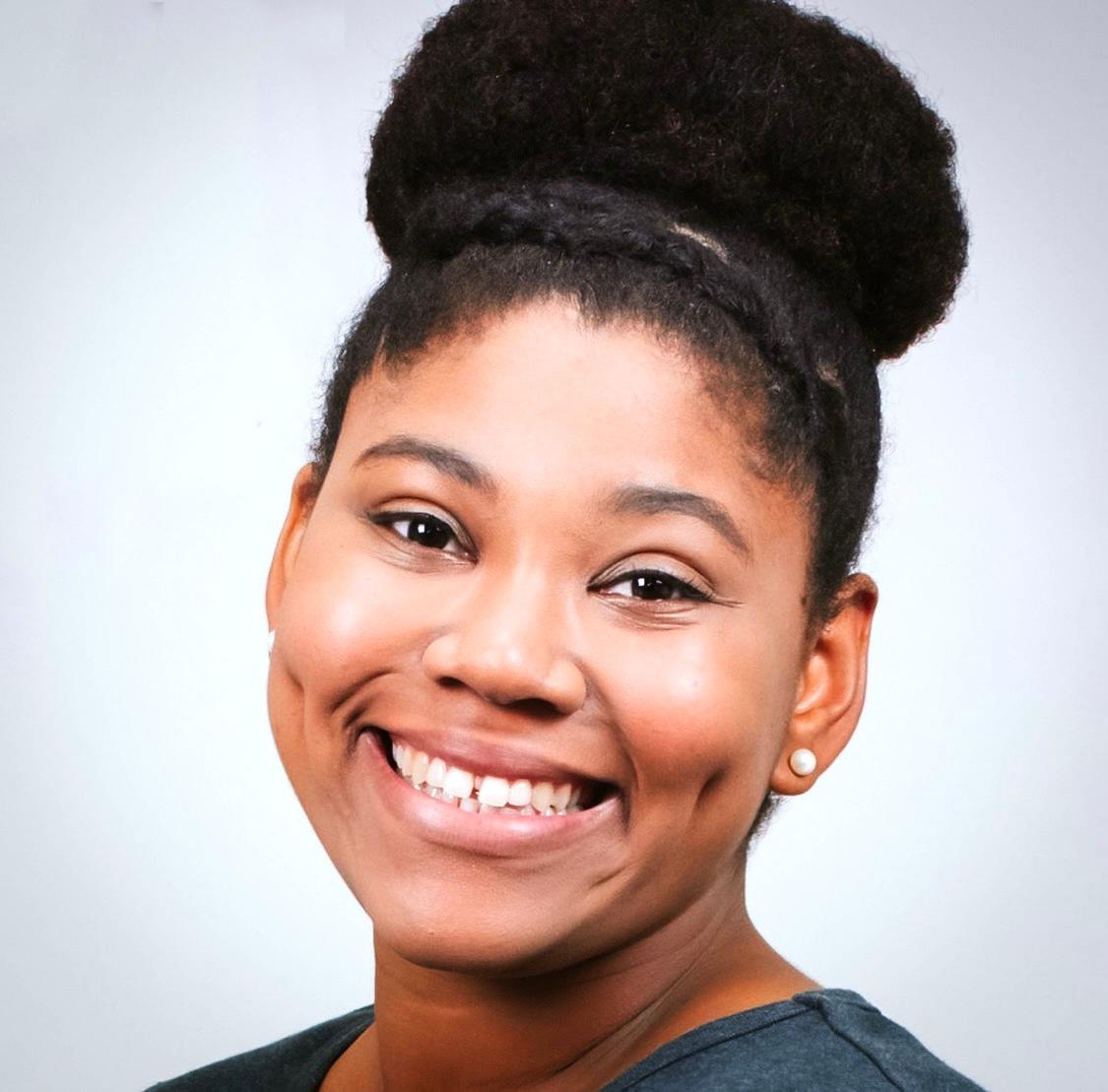 actor Mariah Burks large photo