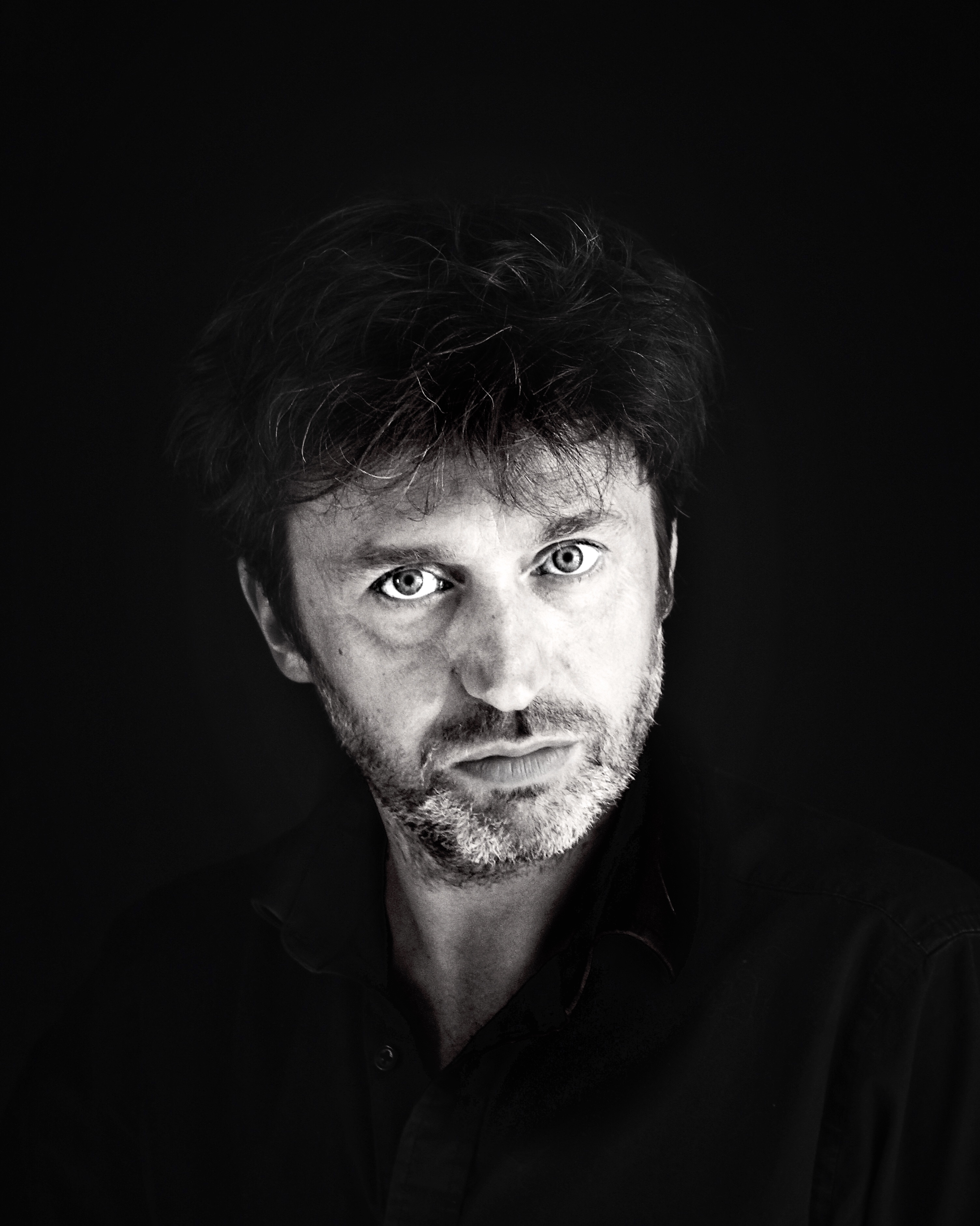 actor Justin Trefgarne large photo