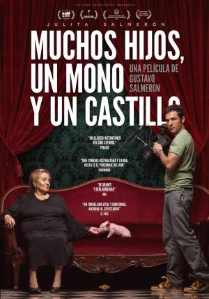 Lots of Kids, a Monkey and a Castle [Spanish]