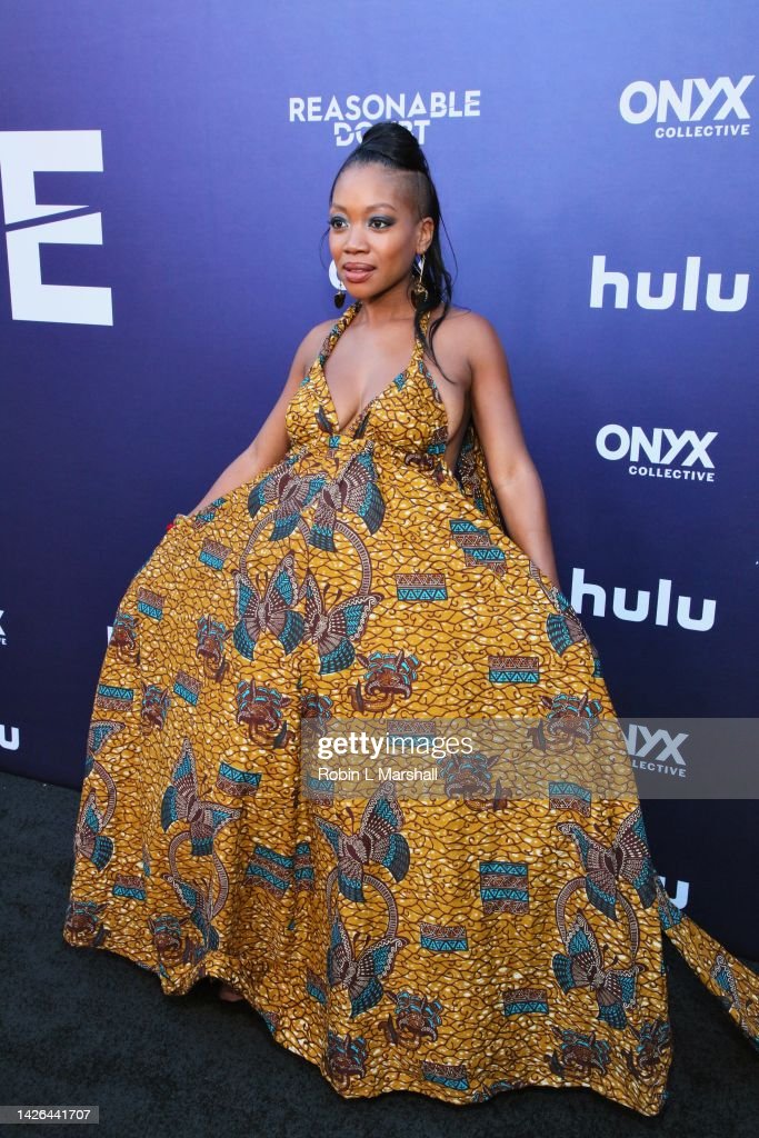 actor Tiffany Yvonne Cox large photo