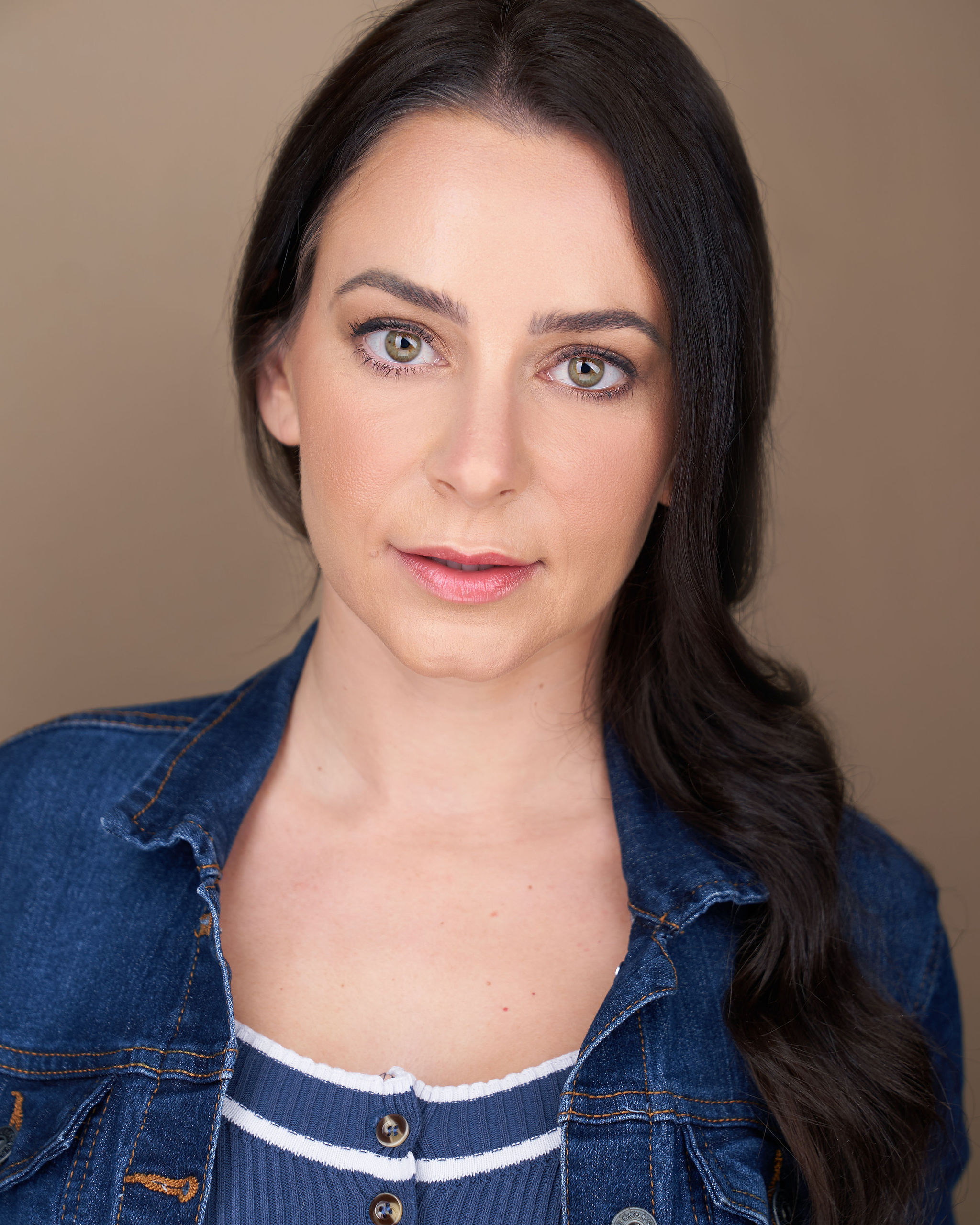 actor Veronika Stoykova large photo