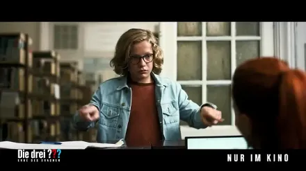 Trailer thumbnail