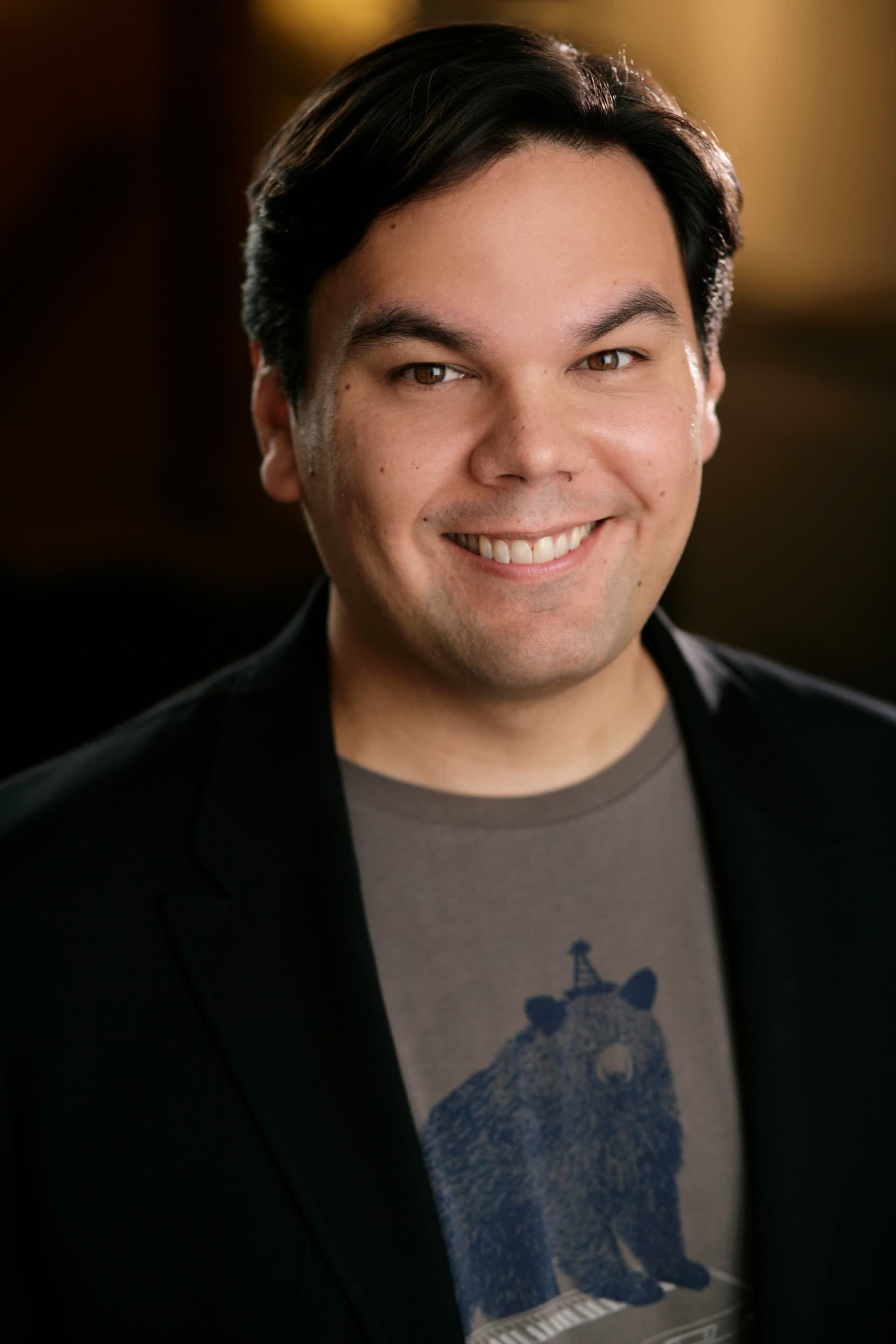 actor Robert Lopez large photo