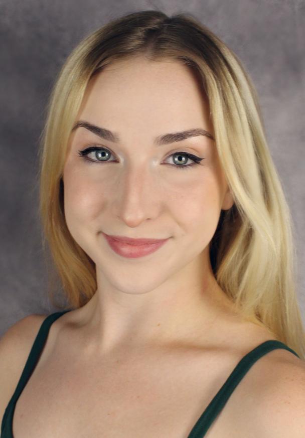 actor Tatum Bates large photo