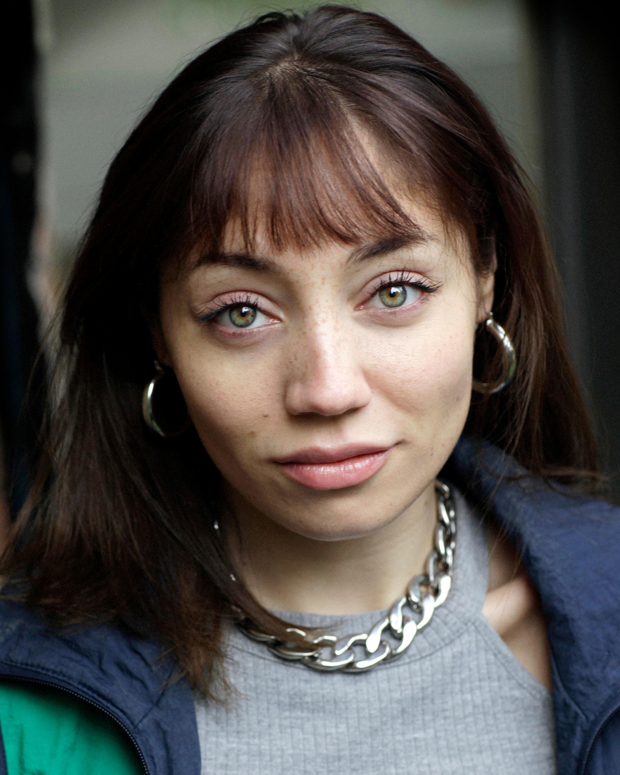 actor Oriana Charles large photo