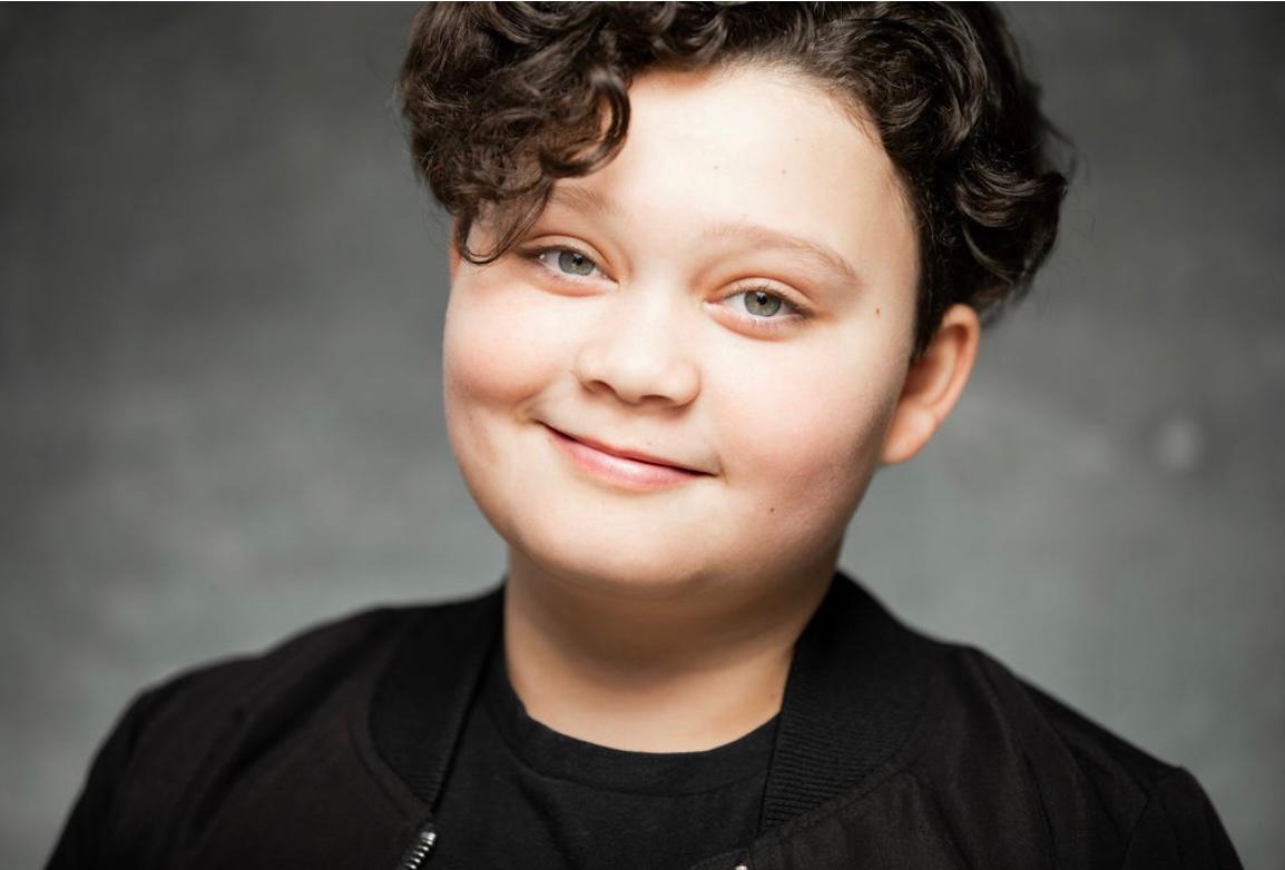 actor Blue Chapman large photo