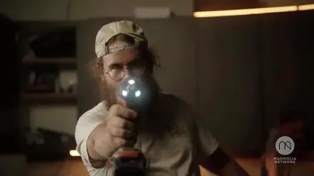 Trailer thumbnail