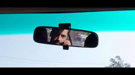 Trailer thumbnail