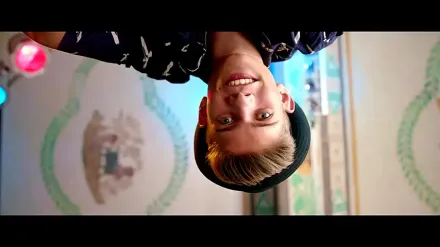 Trailer thumbnail