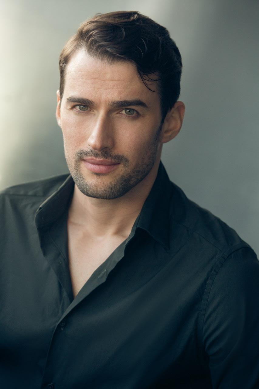 actor Martin Mednikarov large photo