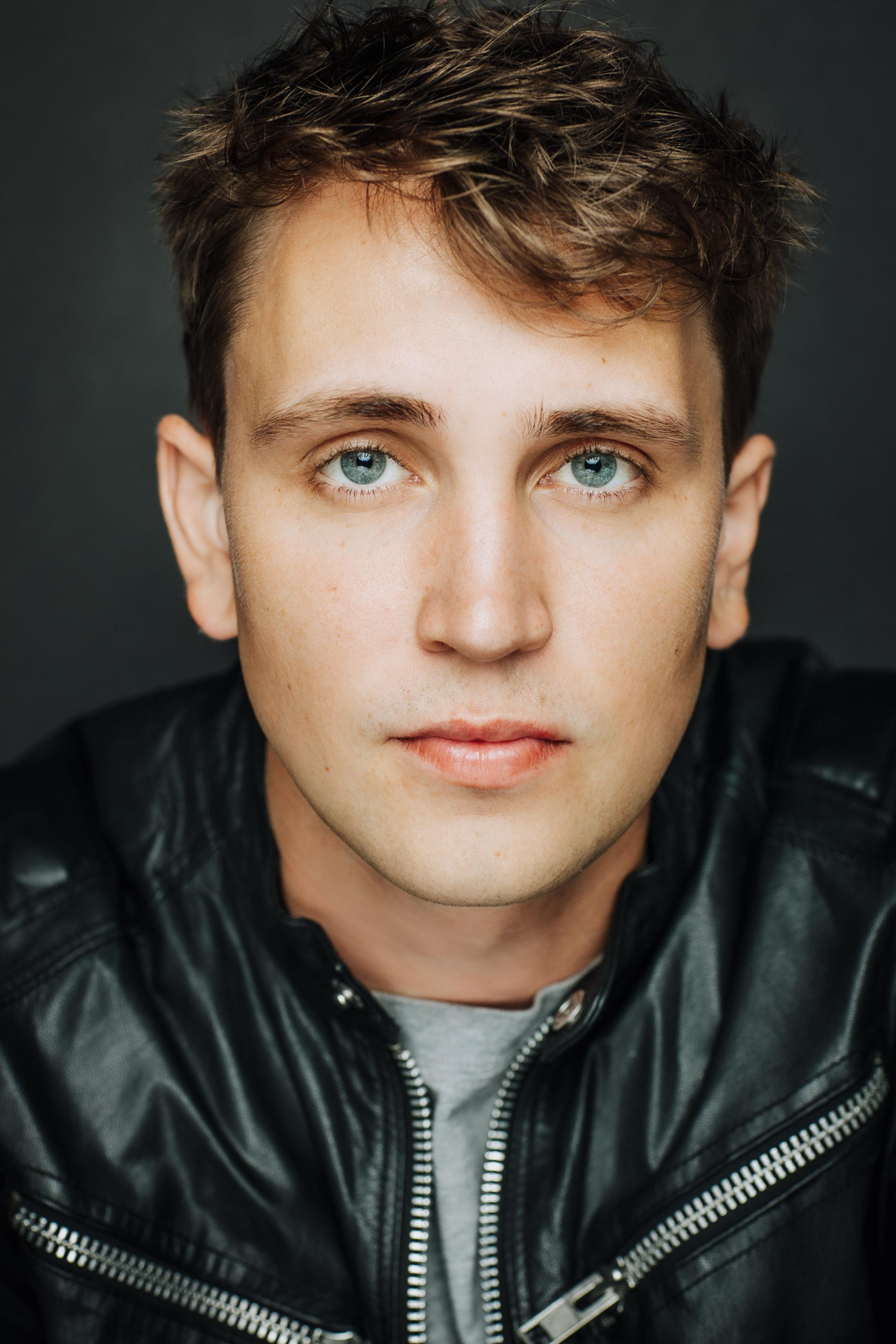 actor Quinten James large photo