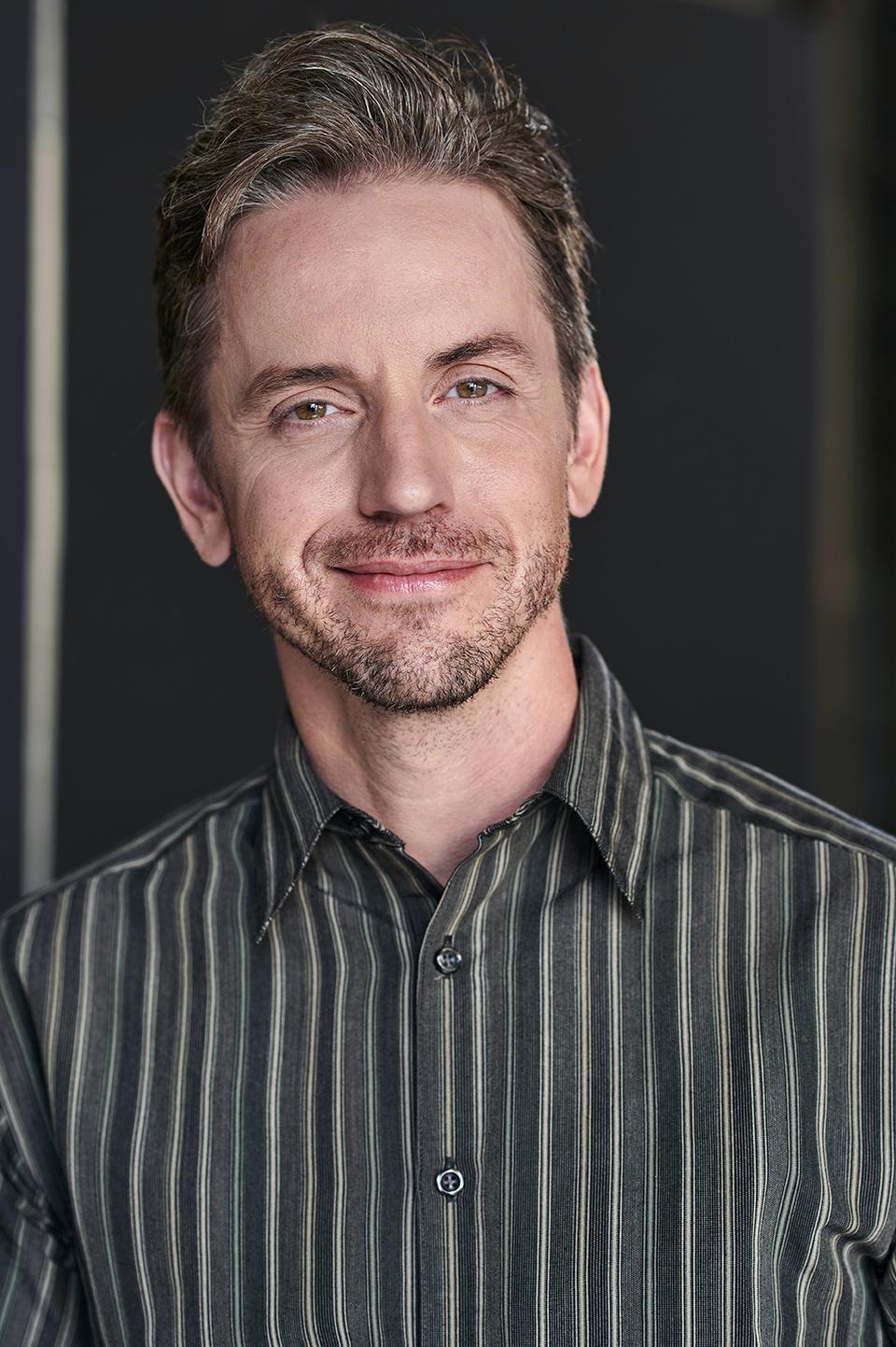 actor Timothy Wallace large photo