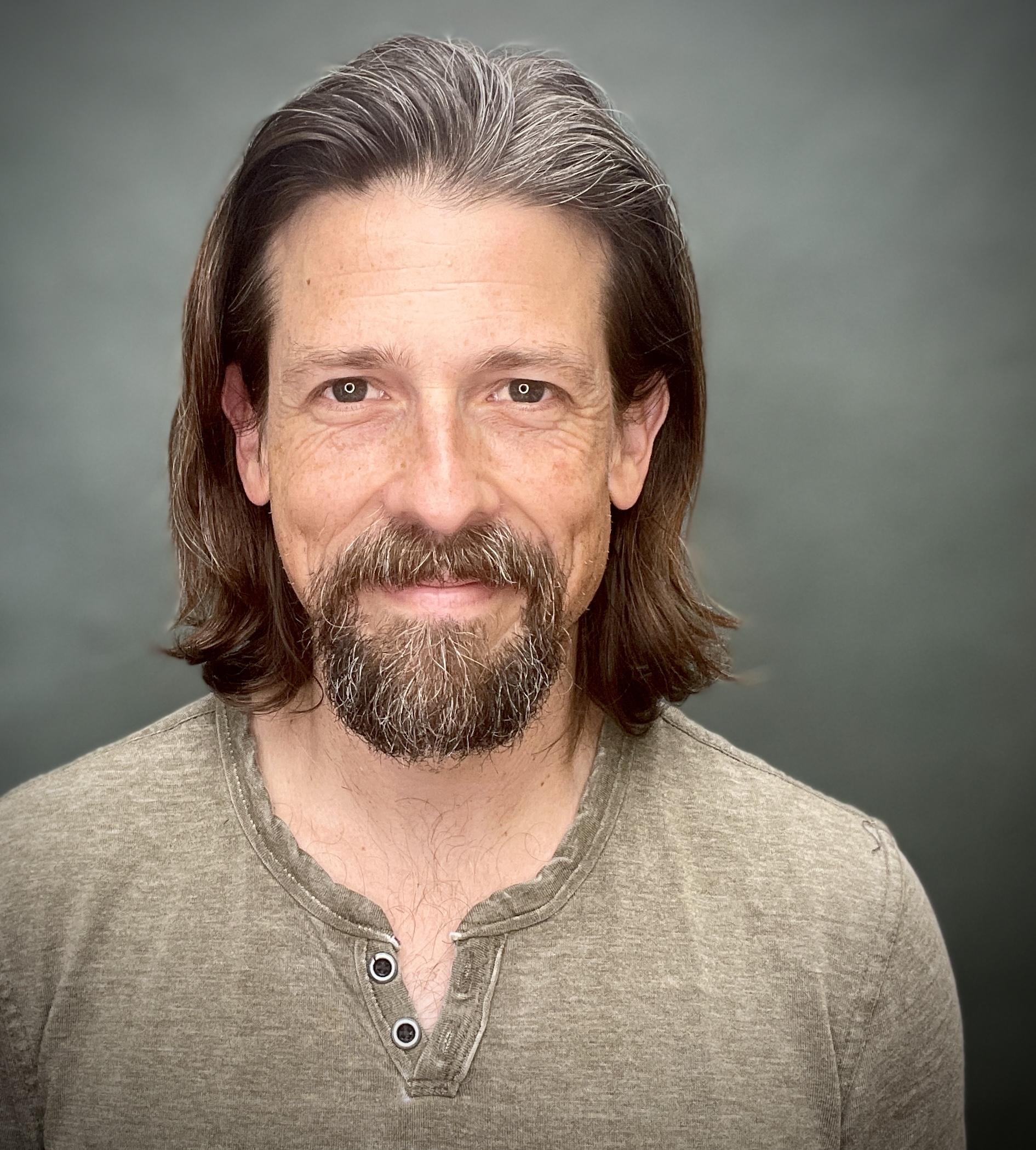 actor Kevin Hummel large photo