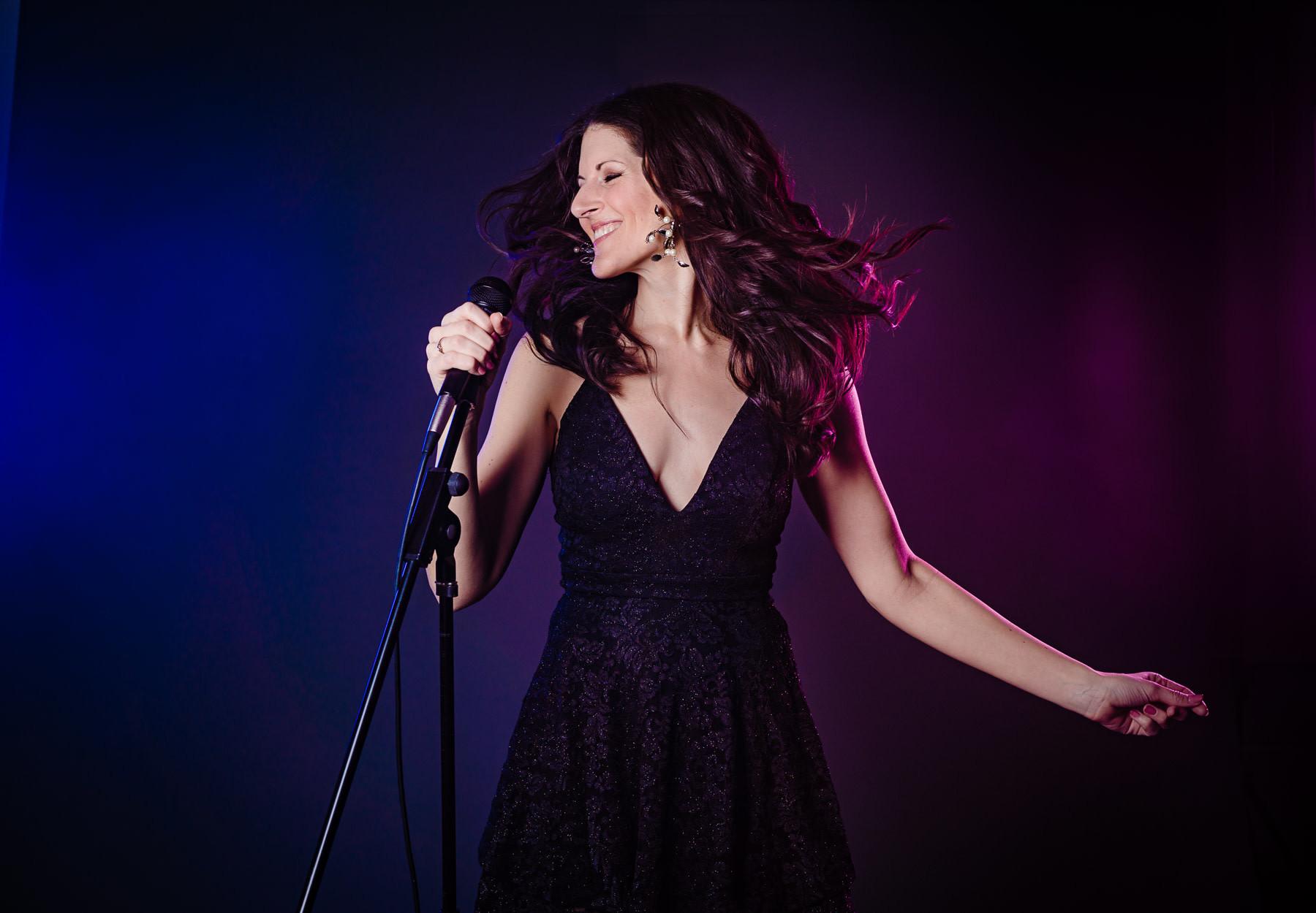 actor Kristi Woods large photo