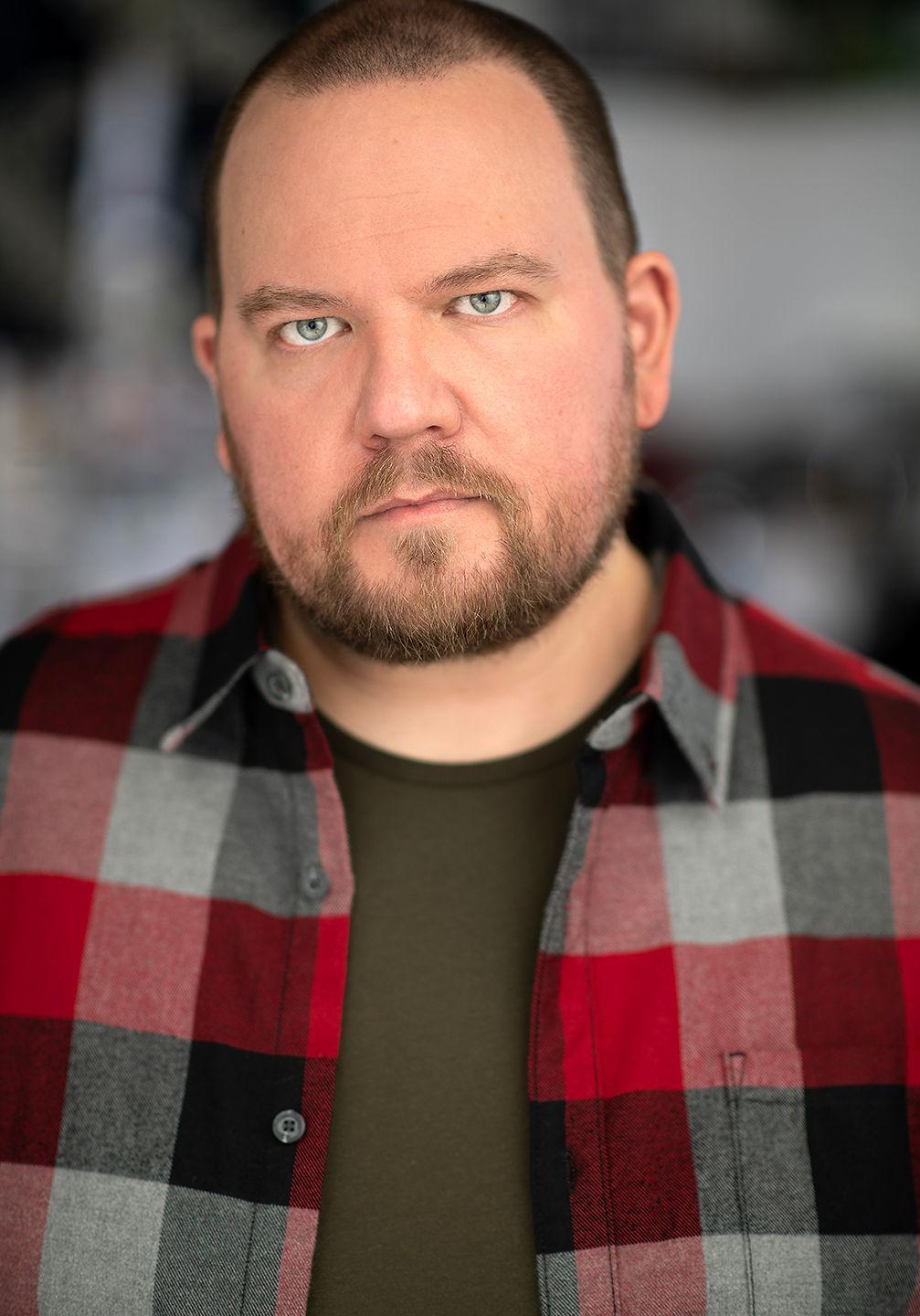 actor Dustin Wyatt large photo