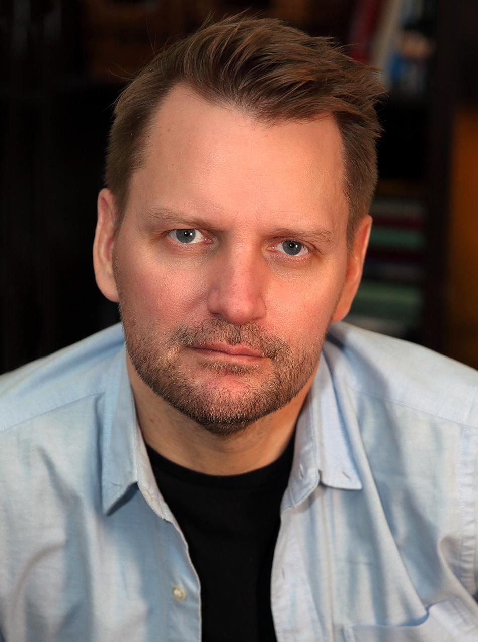 actor Peter M. Bracke large photo