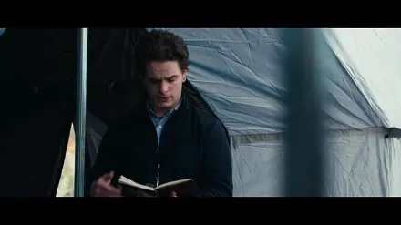 Trailer thumbnail