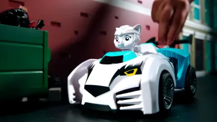 Trailer thumbnail