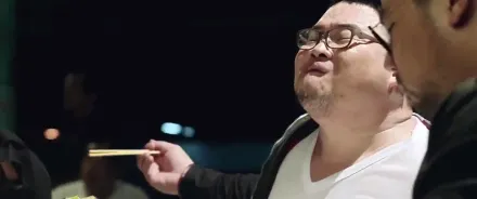 Trailer thumbnail