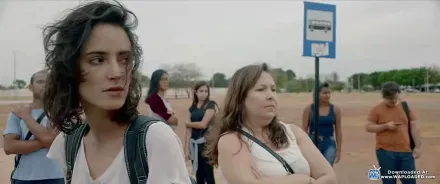 Trailer thumbnail