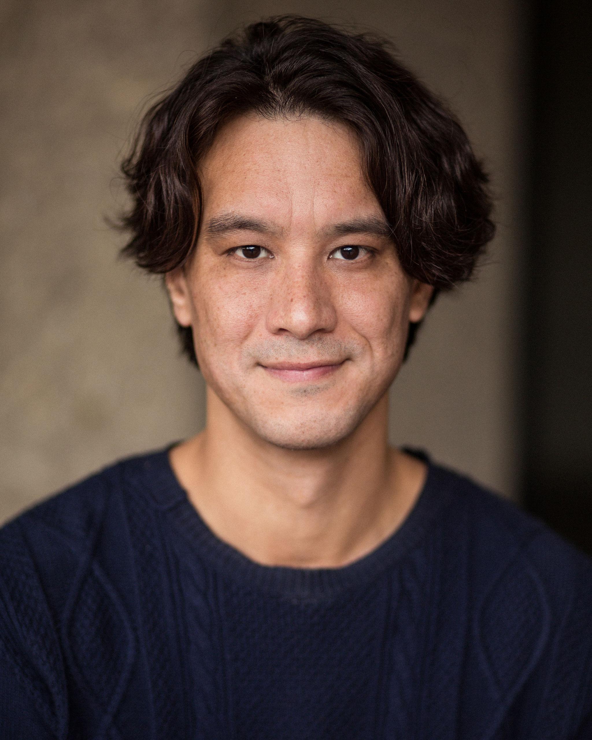 actor Matthew Leonhart large photo